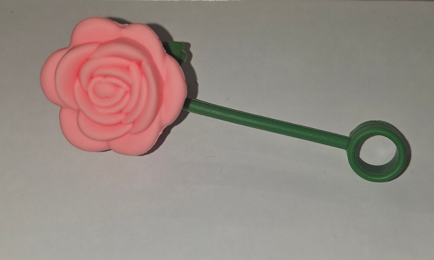 Rose topper for straw